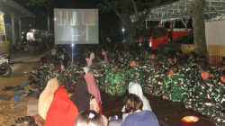 Nobar Jadi Momen Kebersamaan Satgas TMMD dan Warga Desa Godo