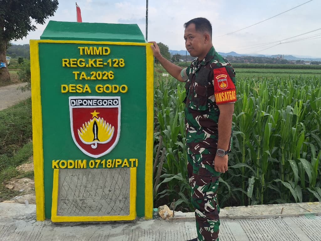 Dansatgas TMMD Tinjau Tugu Prasasti Penanda Program di Desa Godo