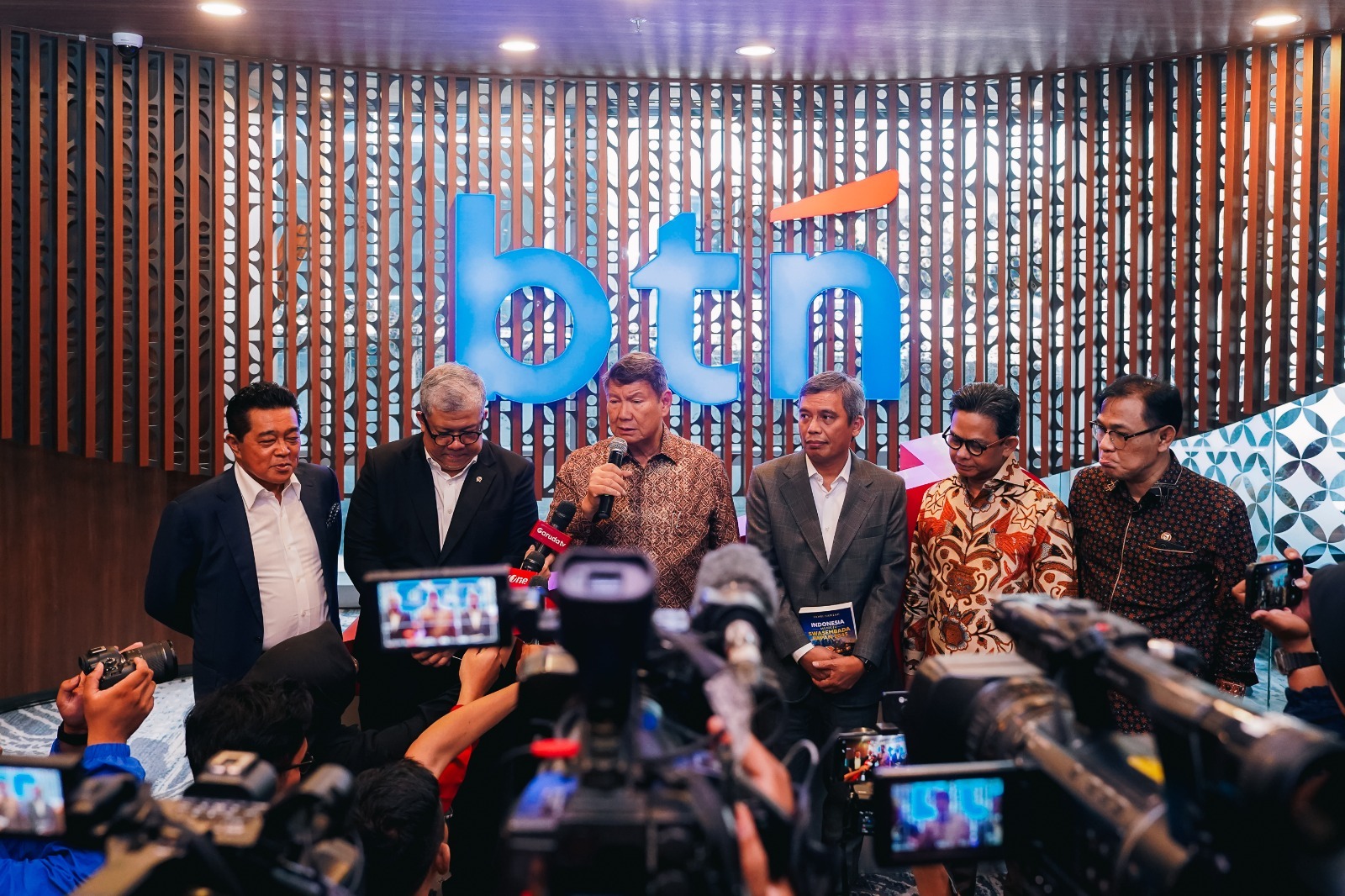 Fahri Hamzah Luncurkan Buku Swasembada Papan 2045, Perkuat Program 3 Juta Rumah