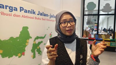 Buibu Baca Buku Perkuat Aksi Iklim dari Rumah, Libatkan Ibu dan Anak di 16 Provinsi