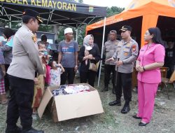 Bhayangkari Metro Jakpus Bantu Korban Kebakaran Pasar Jiung Kemayoran