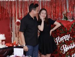 Ayu Ting Ting Rayakan Ultah ke-34 dengan Penuh Kebahagiaan, Buket Mawar Raksasa dari Kevin Gusnadi Jadi Sorotan
