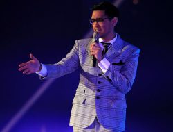 Afgan dan Mahalini Pukau Ribuan Penonton Lewat Duet “Sadis” di Konser Retrospektif