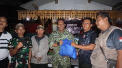 Koramil 08/Jagakarsa Nobar Sepak Bola Gembira Bersama Masyarakat