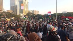 Polda Metro Jaya Kerahkan 758 Personel Kawal Aksi Bela Palestina di Monas