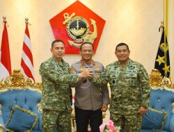 Kapolda Metro Jaya dan Pangdam Jaya Perkuat Sinergi dengan Korps Marinir