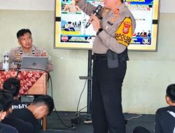 Kapolsek Cikalongwetan Berikan Pembinaan Karakter dan Penyuluhan Kenakalan Remaja kepada 250 Pelajar dalam Program Police Goes to School