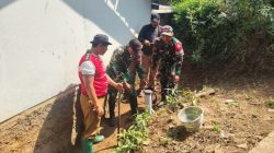 Tim 1 Sub 6 Sektor 2 Citarum Laksanakan Pembiatan dan Pemasangan LOSEDA di RW 07 Desa Cilengkrang untuk Perkuat Pengelolaan Sampah Berbasis Masyarakat