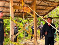 Ditreskrimsus Polda Gorontalo Police Line Lubang Tambang dan Tromol Pengolahan Emas di Gorontalo Utara 