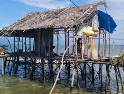Pembongkaran Rumah Tandai Awal Renovasi RTLH TMMD Ke-129 di Desa Polewali