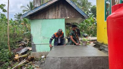 Satgas TMMD dan Warga Lanjutkan Pemasangan Dudukan Tandon Air Program Manunggal Air Bersih di SDN Desa Pulau Dua