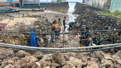 Kumpulkan Material Batu, Satgas TMMD Ke-129 Kodim 1311/Morowali Percepat Pekerjaan Rabat Jalan di Desa Polewali