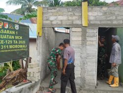 Plester Dinding MCK Masjid Quba Desa Umbele Terus Berlanjut bukti nyata kinerja Satgas TMMD