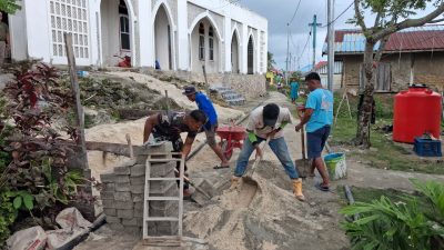 Satgas TMMD Lanjutkan Pembangunan Dudukan Tandon Program Manunggal Air Bersih di Desa Umbele Lama