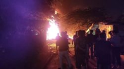Bengkel Mebel di Cakung Jakarta Timur Terbakar, 55 Personel Damkar Dikerahkan