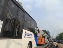Viral Penumpang Diturunkan karena Bau Badan, Warga Minta TransJakarta Lebih Humanis