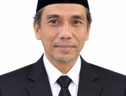 “Mengapa Ada Kiai tapi Dhalim?” Prof Muhibbin Bicara Jebakan Moral
