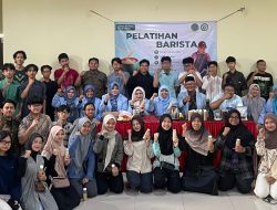 Buka Peluang Usaha: LPEKIN BKPRMI Depok Beri Pelatihan Barista dan Cara Mengolah Kopi