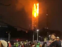 Kebakaran Landa Gedung Bapenda DKI di Abdul Muis, Api Diduga Berasal dari Lantai 11