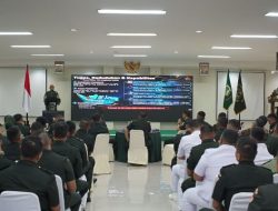 Komandan Pussiberad Berikan Kuliah Umum di STHM, Bahas Peran Strategis Sarjana Hukum di Era Perang Kognitif dan Ancaman Digital