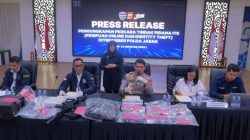 Waspada Modus Beli Kendaraan Murah, Polda Jabar Sita Baju Loreng hingga Senjata Mainan