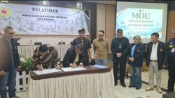 Penandatanganan MOU Antara UNNUR Bandung Dengan KONI Mewarnai Pelatihan Profesional Branding 