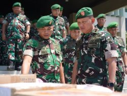 Pangdam IV/Diponegoro Pimpin Pemberangkatan Bantuan Kemanusiaan untuk Korban Gempa NTT