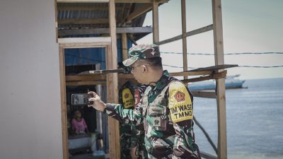 Tim Wasev TMMD Ke-129 Tinjau Renovasi RTLH Milik Ibu Syamsiah di Desa Umbele