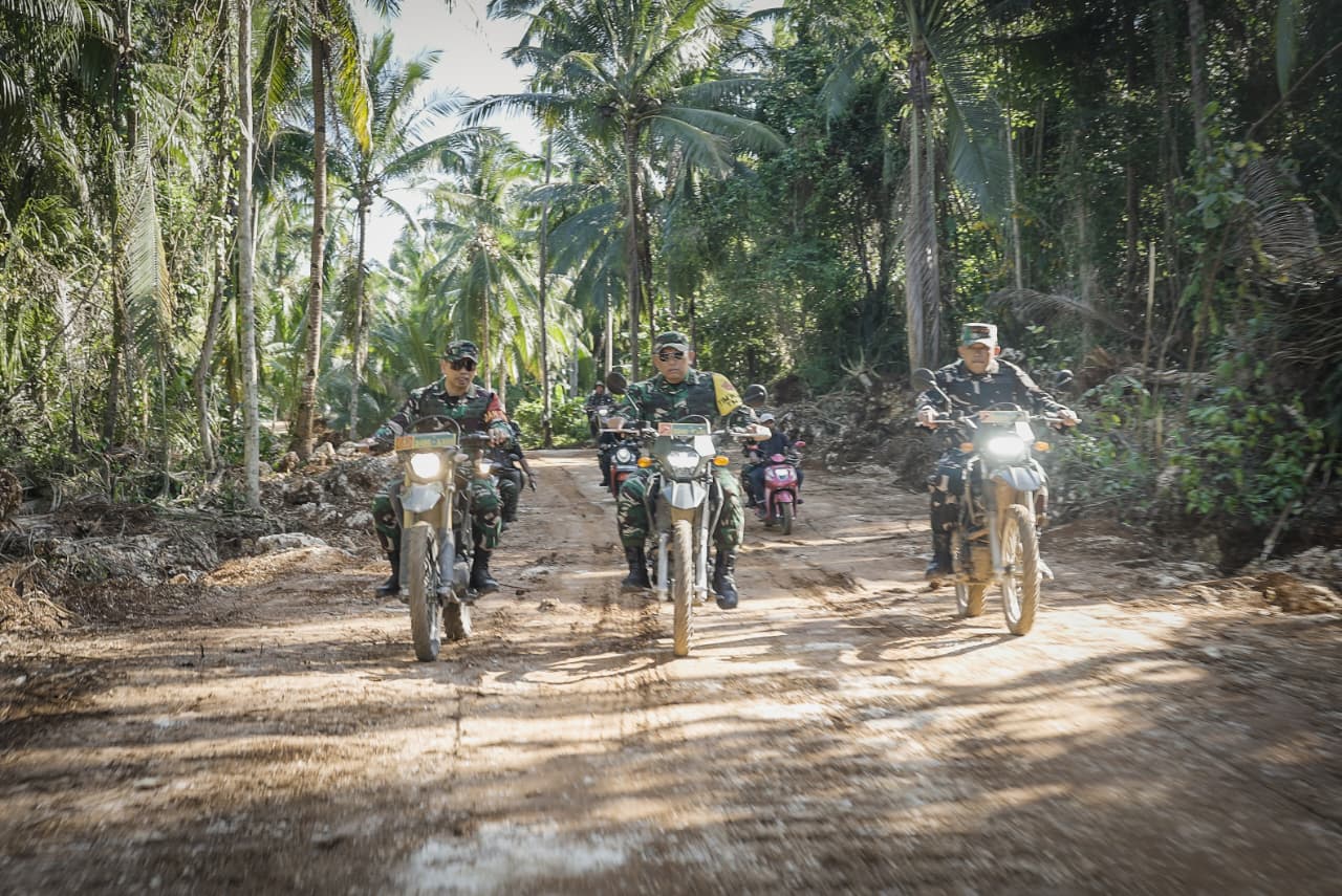 Wairjenad Tinjau Pelaksanaan TMMD Ke-129 Kodim 1311/Morowali, Apresiasi Sinergi TNI dan Masyarakat