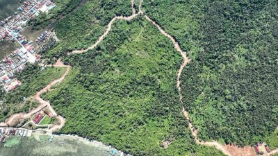 Masyarakat Kepulauan Umbele Bersyukur, Jalan yang Selama Ini Dinantikan Kini Terwujud