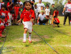 Anak-anak Prajurit Gagak Hitam Meriahkan HUT ke-81 RI dengan Lomba Tradisional