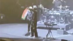 Singapura Cekal Massive Attack, Aksi Kibarkan Bendera Palestina di Konser Berujung Larangan Tampil