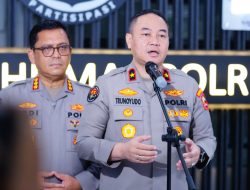 Polri Bergerak Tangani Abu Vulkanik Erupsi Gunung Anak Krakatau