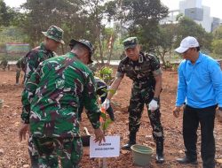 Kodim 0508/Depok Tanam 2000 Pohon, Siapkan Water Tank Bantu Warga Hadapi Cuaca Ekstrem