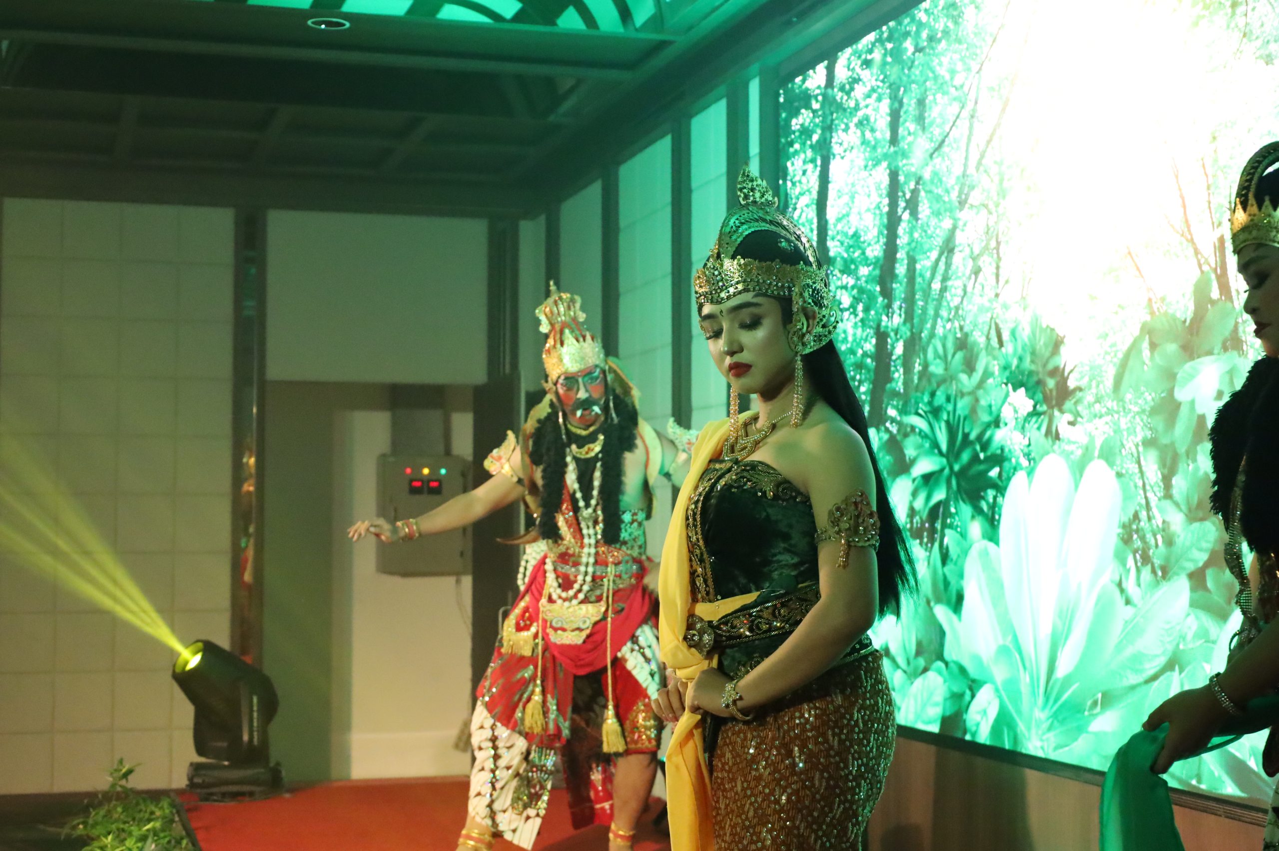Pertama Kali Tampil di Panggung Hotel, Wayang Orang Bawa Kisah Ramayana ke Mercure Jakarta Sabang