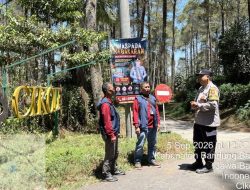 Cegah Karhutla di Musim Kemarau, Polsek Lembang Intensifkan Patroli Kawasan Hutan Cikole