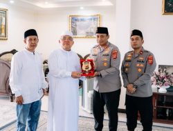 Jumat Curhat di Ponpes Darul Ma’arif, Kapolres Cimahi Serap Aspirasi Warga Margaasih