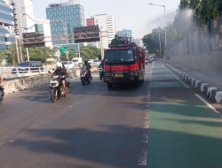 Kodam Jaya Kerahkan 147 Water Tank, Sapu Debu Vulkanik di Sejumlah Wilayah