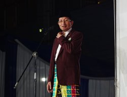 Menag Nasaruddin Umar Ajak Pegawai Kemenag Tradisikan Sarung dan Peci