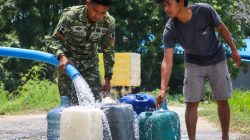 Sambut HUT ke-81 TNI dengan Pelayanan, Brigif TP 32/Mangkalihat Datang Membawa Air, Hadir Membawa Harapan