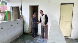 AKSARA Hadirkan Fasilitas Pintu Kamar Mandi untuk Masjid dan Musala di Bogor Selatan