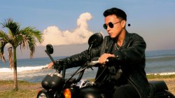 Igan Baswara Rilis Single ‘Ikut Aku Pulang’, Kisah Cinta Serius yang Berani Ajak Kekasih Temui Orang Tua