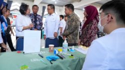 Munjirin Dampingi Menko PMK Tinjau Program CKG Sekolah di Duren Sawit