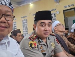 Pererat Silaturahmi, Kapolsek Cikalong Wetan Laksanakan Sholat Subuh Berjamaah Keliling 